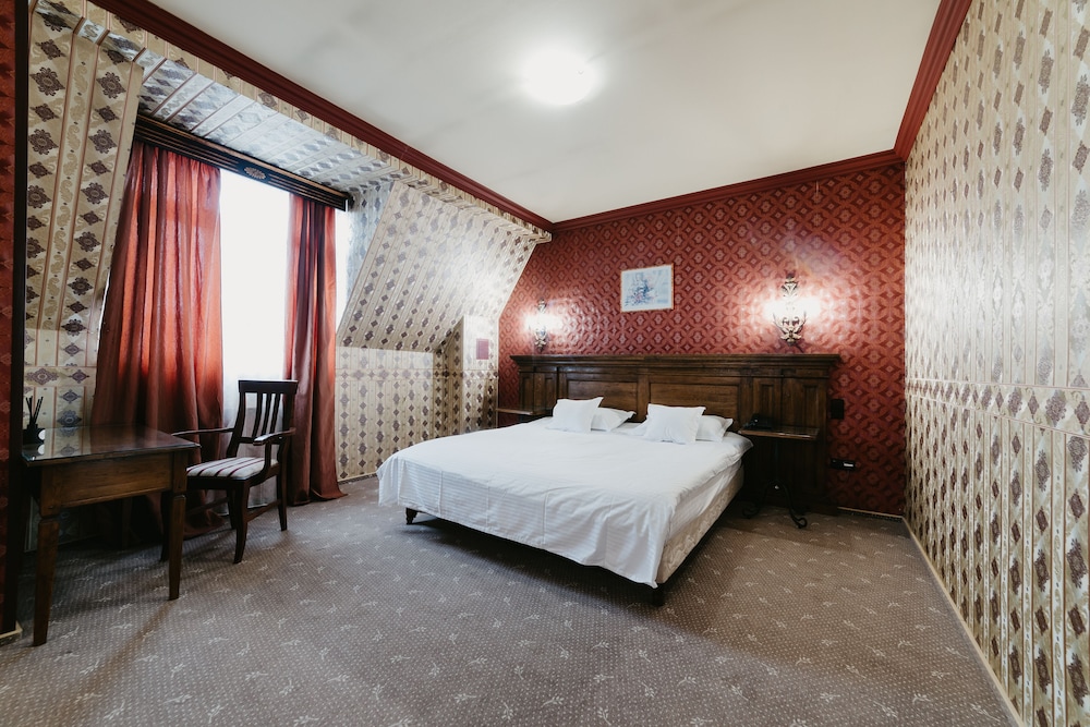Deluxe Studio Suite photo 2