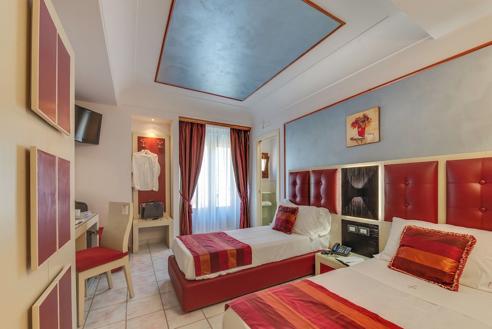 Double or Twin Room photo 2