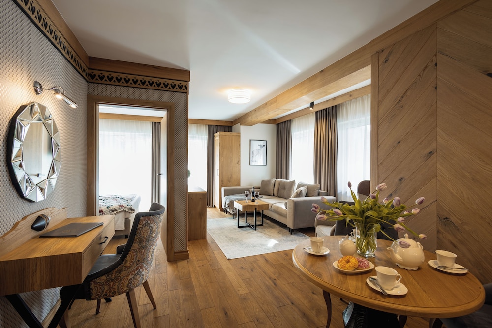 Apartment, Ground Floor