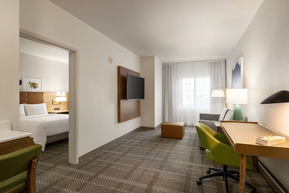 Suite, 1 Bedroom, Accessible, Kitchen (Mobility) - Photo 15