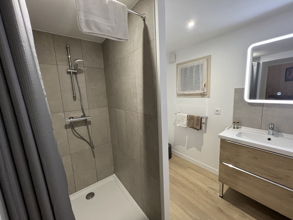 Classic Double Room - Photo 2