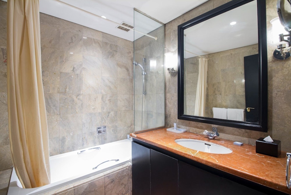 Executive Apartment, 2 Bedrooms - Photo 6