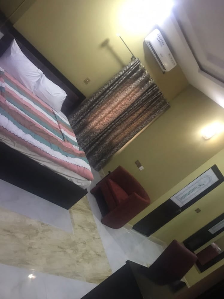 Standard Room photo 3