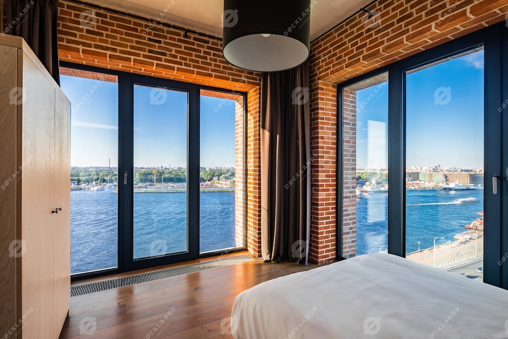 Two-Bedroom Suite with Panoramic River View photo 1