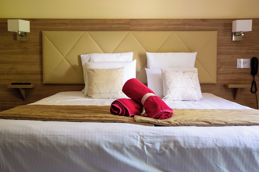 Double or Twin Room photo 1