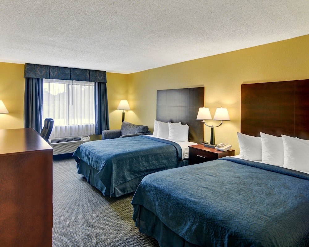 Standard Double Room, 2 Double Beds - Photo 7
