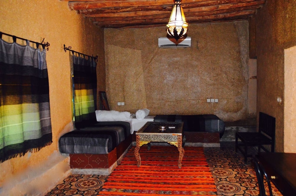 Basic Quadruple Room photo 2