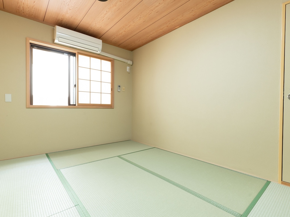 Japanese Style Room for 2 Guests, Private Bathroom, Non Smoking photo 3