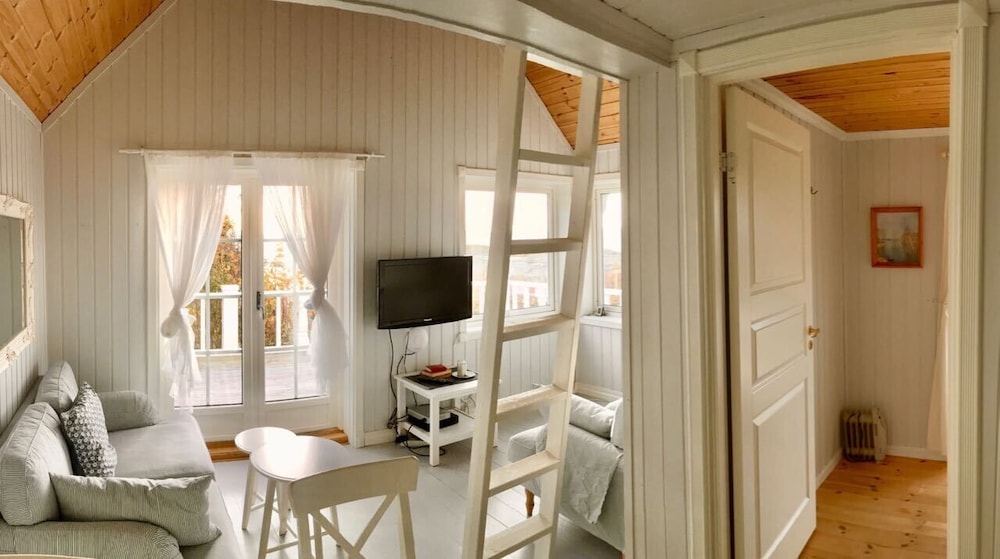 Chalet, Terrace, Sea View photo 2