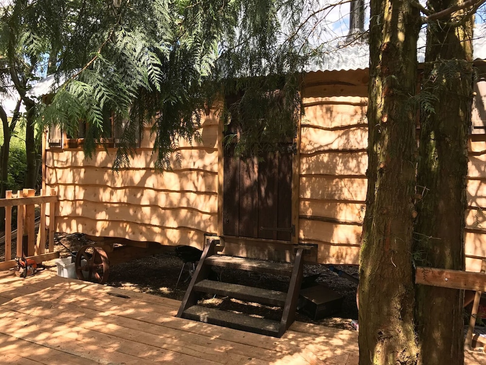 Cowboy Hut photo 1