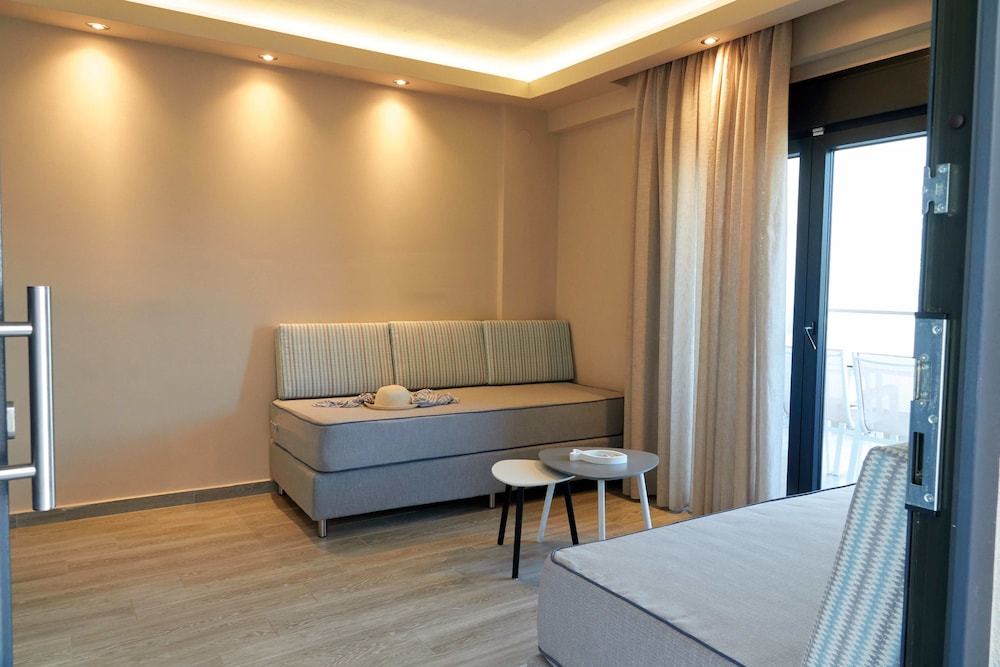 Luxury Apartment, Mobility Accessible, Ground Floor (A3) photo 2