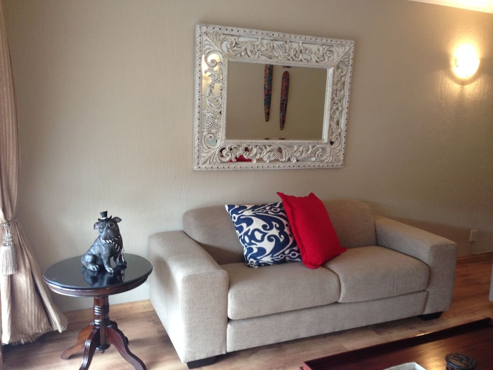 Comfort Apartment, 2 Bedrooms photo 3
