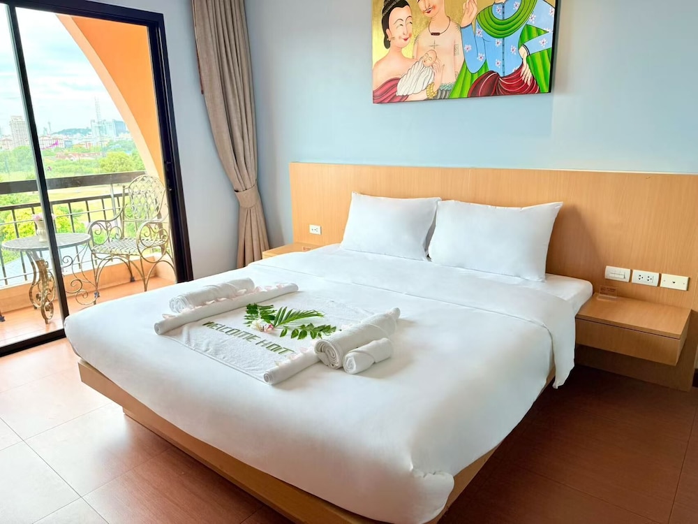 Comfort Double Room, City View