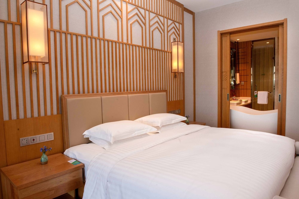 Executive Room, 2 Twin Beds, Mountain View