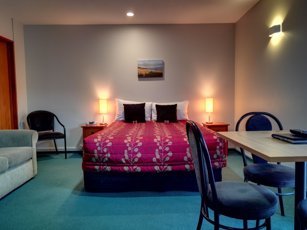 1 Bedroom Family Unit
