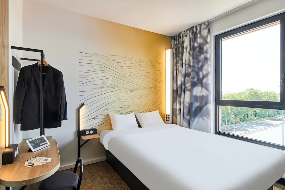 Double Room, Non Smoking - Photo 1