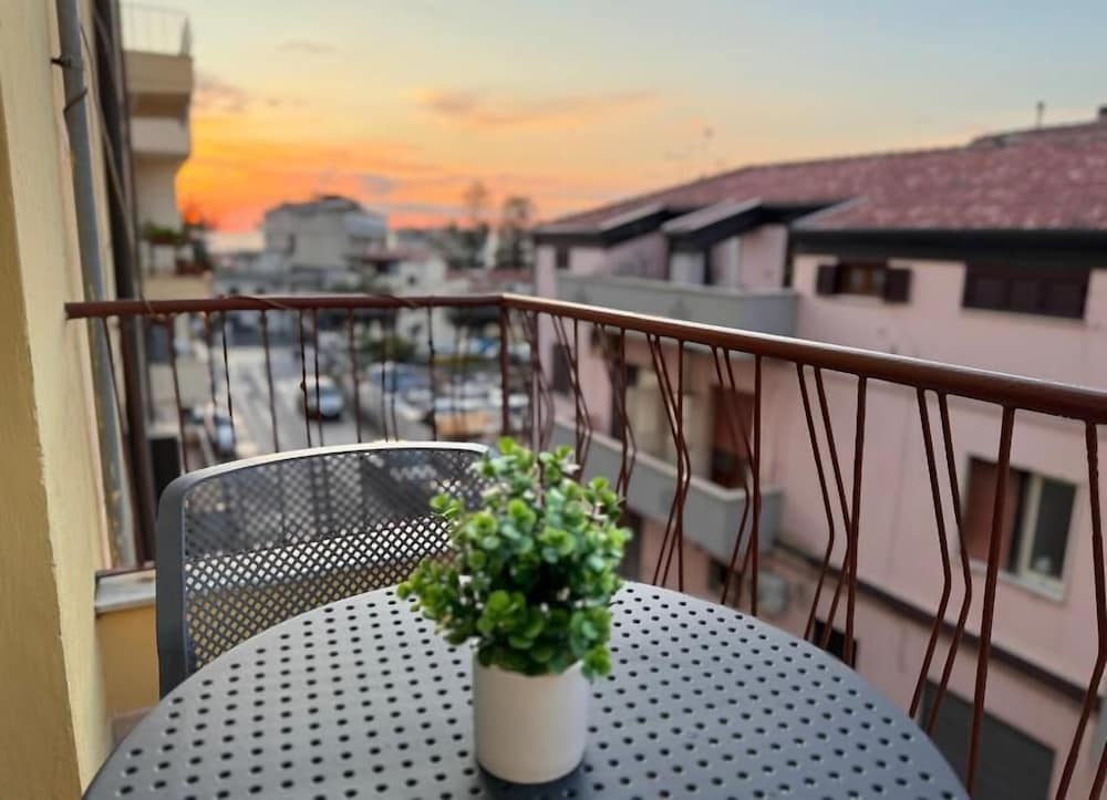 Deluxe Room, Balcony