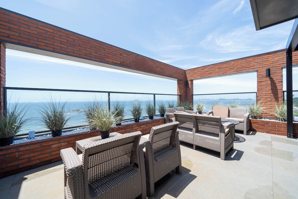 Premium Rooftop Suite room