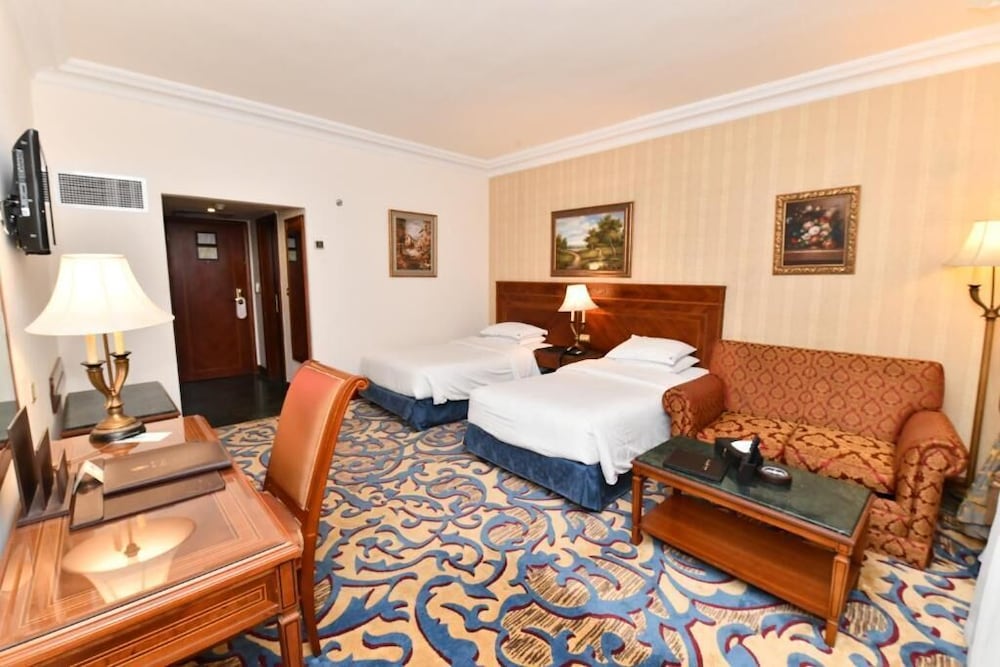 Classic Twin Room - Photo 5