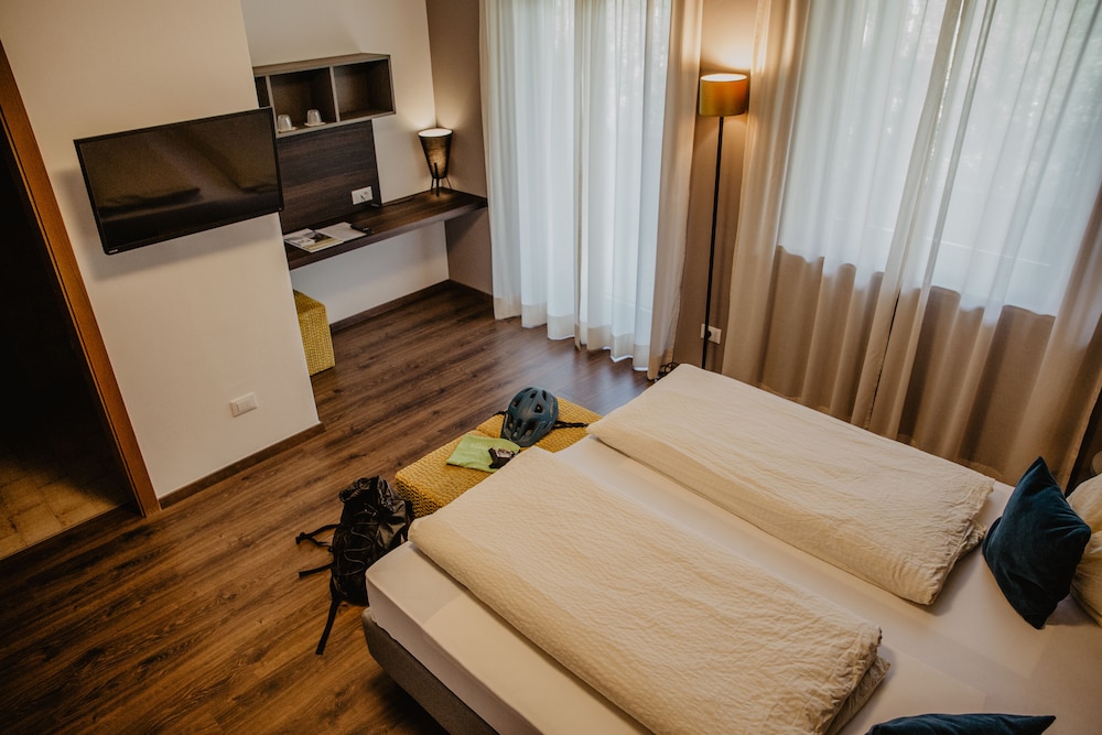 Panoramic Double Room, Balcony, Mountain View photo 2