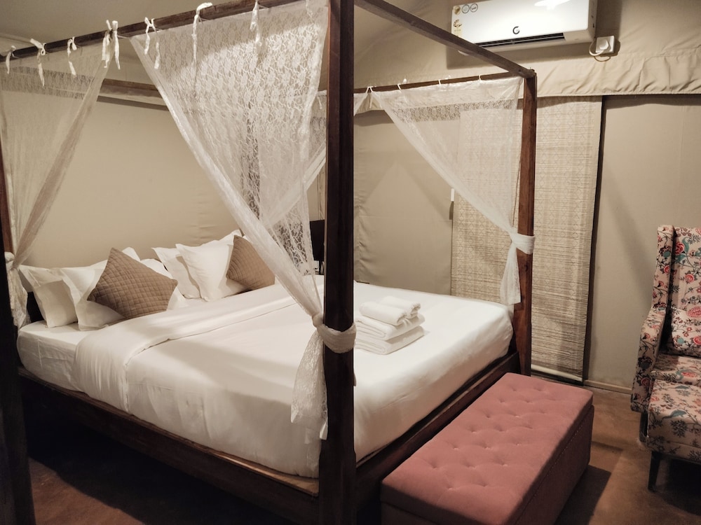 Comfort Double Room, Balcony, Pool View photo 2