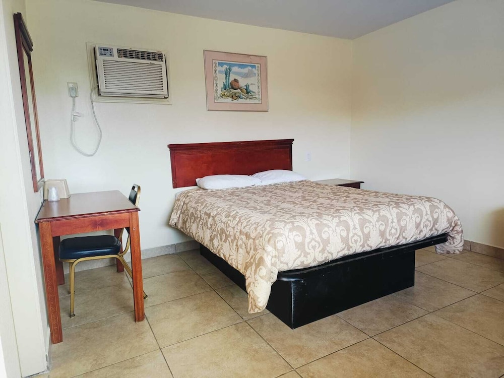 Room, 1 Queen Bed, Non Smoking