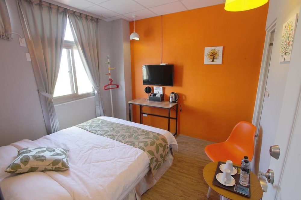 Economy Double Room photo 3