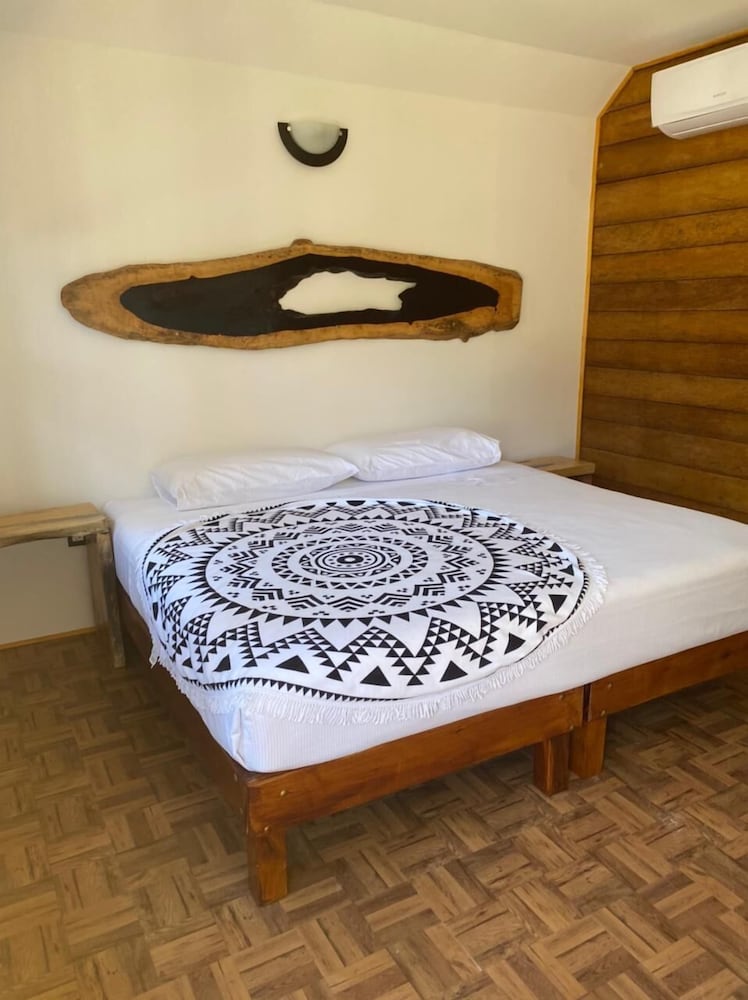 Basic Cabin photo 1