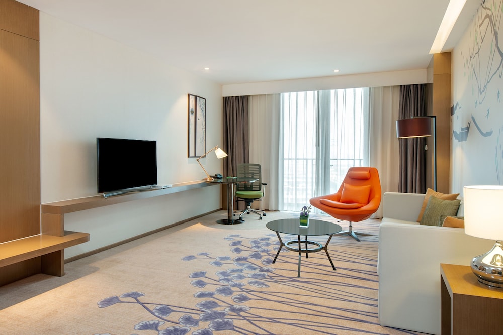 Suite, 1 Bedroom (High Floor)