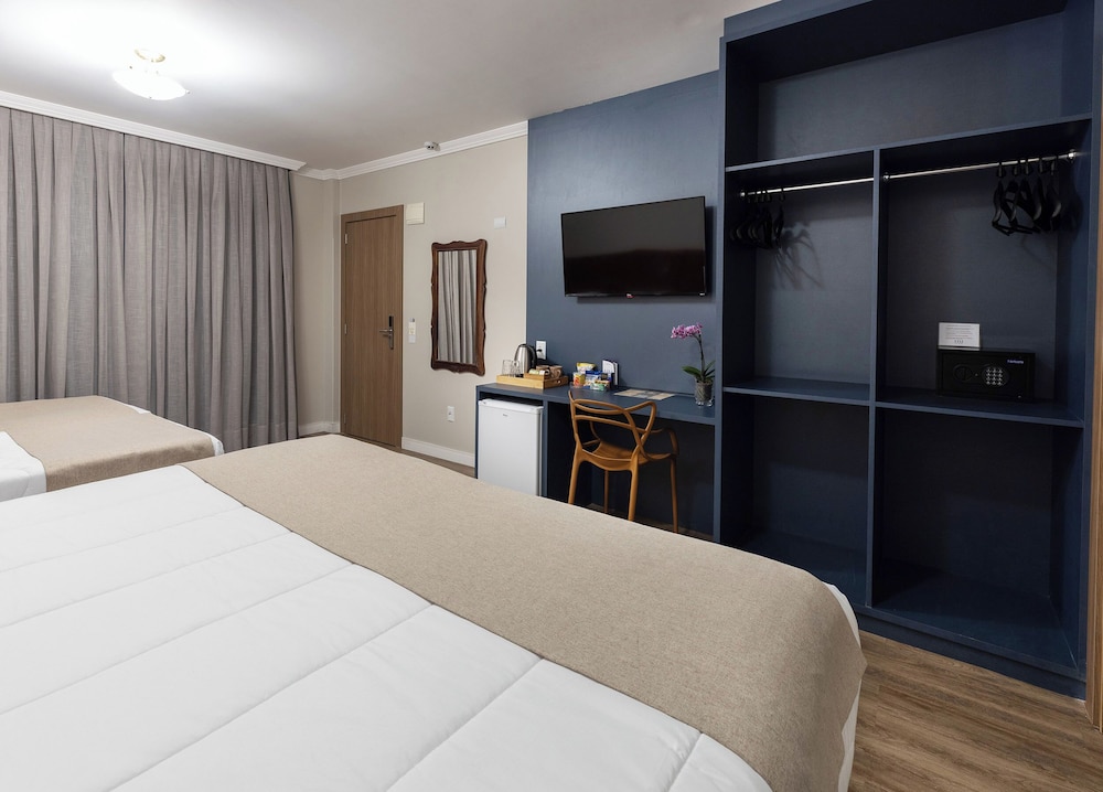Premium Quadruple Room photo 3
