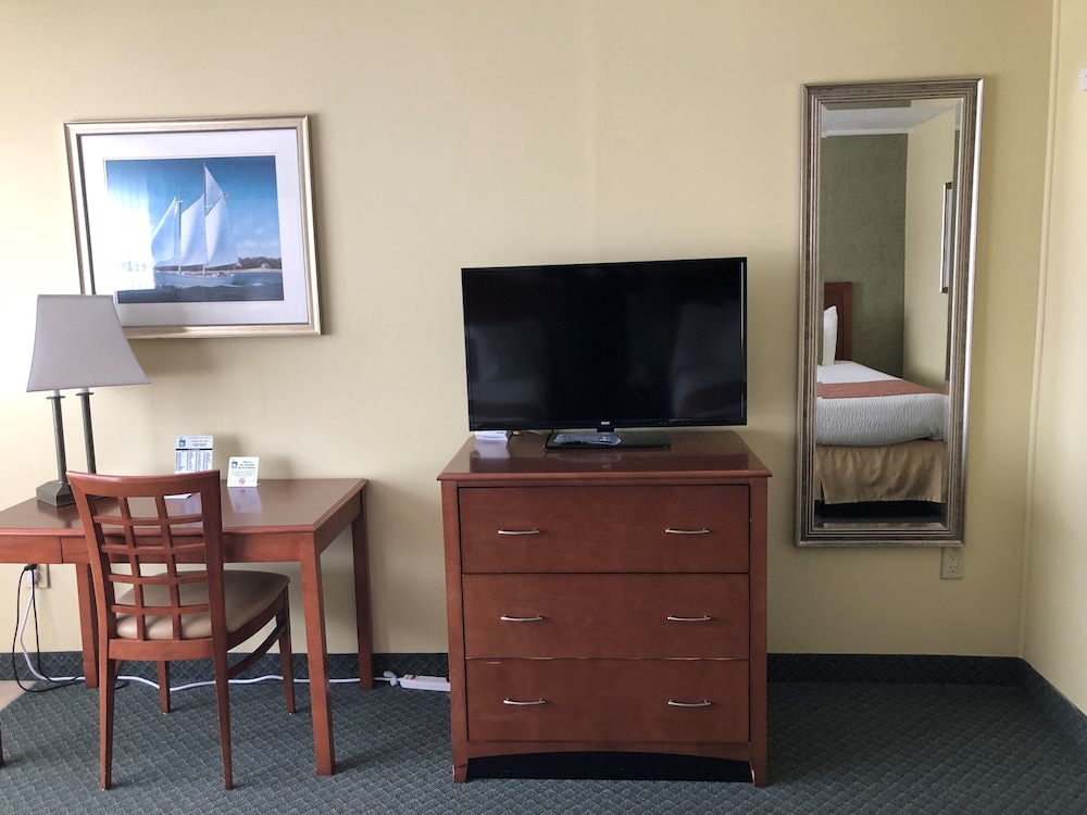 Standard Room, 2 Double Beds, Non Smoking photo 3