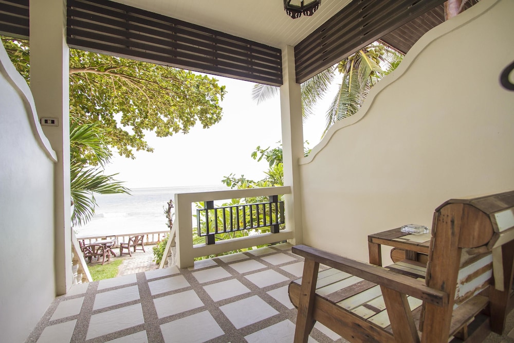 Seaview Room - Photo 20
