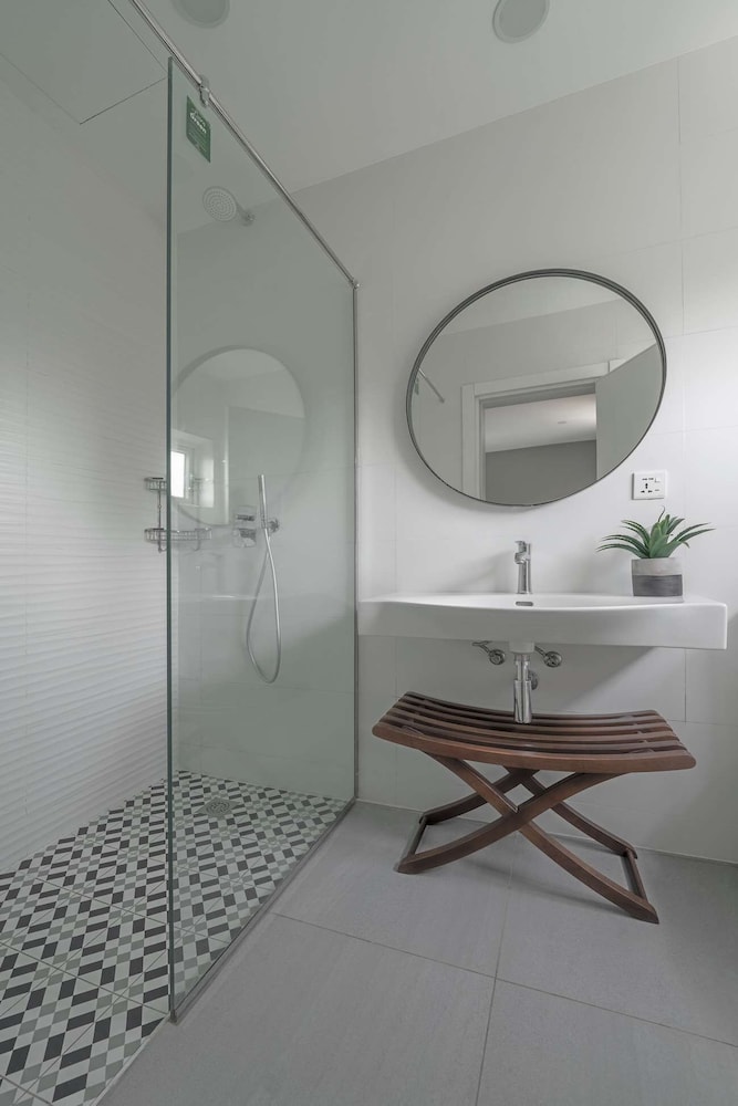 Executive Room - Photo 4