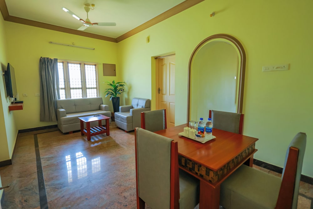 Family Studio Suite - Photo 12