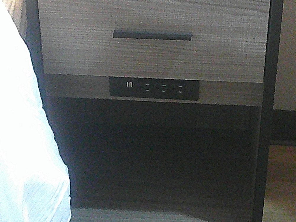 Superior Room, 1 King Bed, Non Smoking, Kitchenette - Photo 3