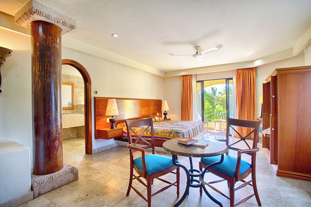 Luxury Room photo 2