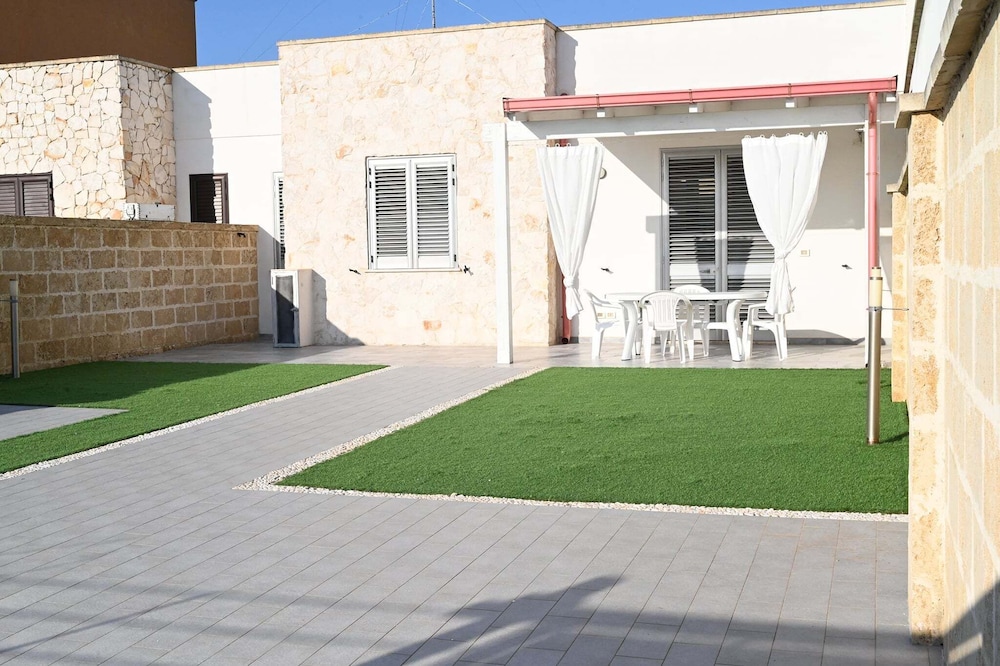 Villa Noire 'bare 900 meter fra de krystalklare vand i Salento, Billede 11