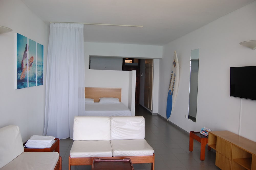 Standard Studio, Sea View, Beachside photo 2