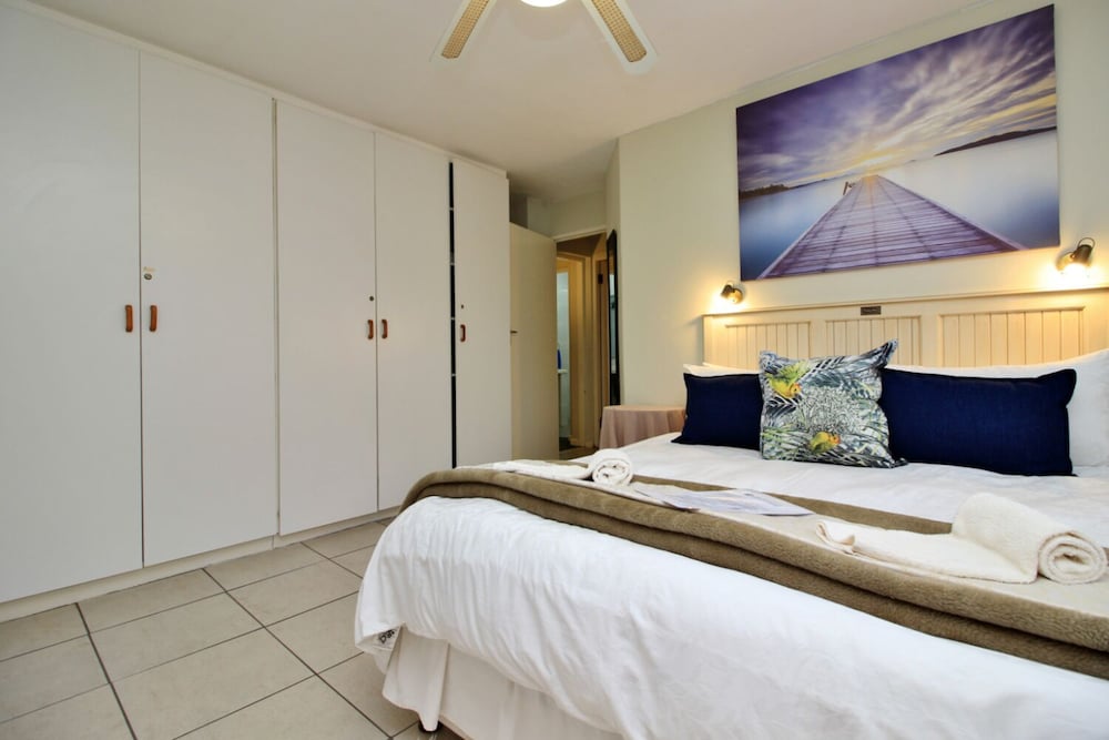 Comfort Suite, 2 Bedrooms, Kitchen, Garden Area photo 3
