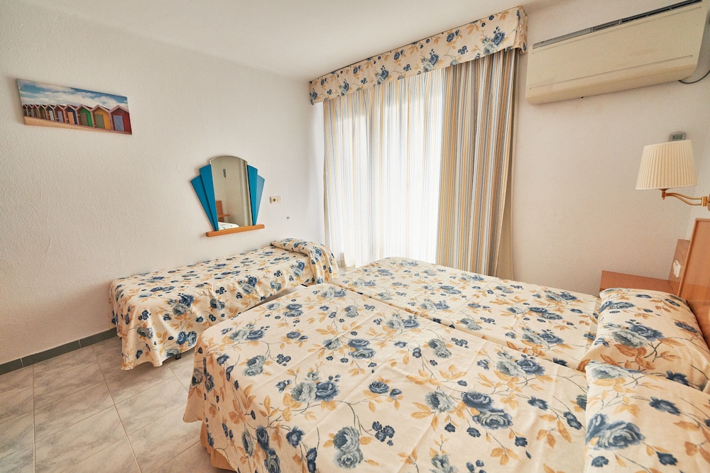 Triple Room, Sea View photo 3