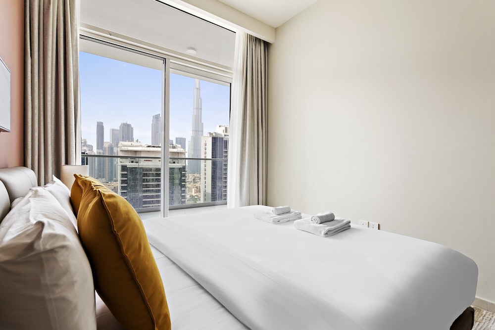 Vera Residences 2102 photo 2