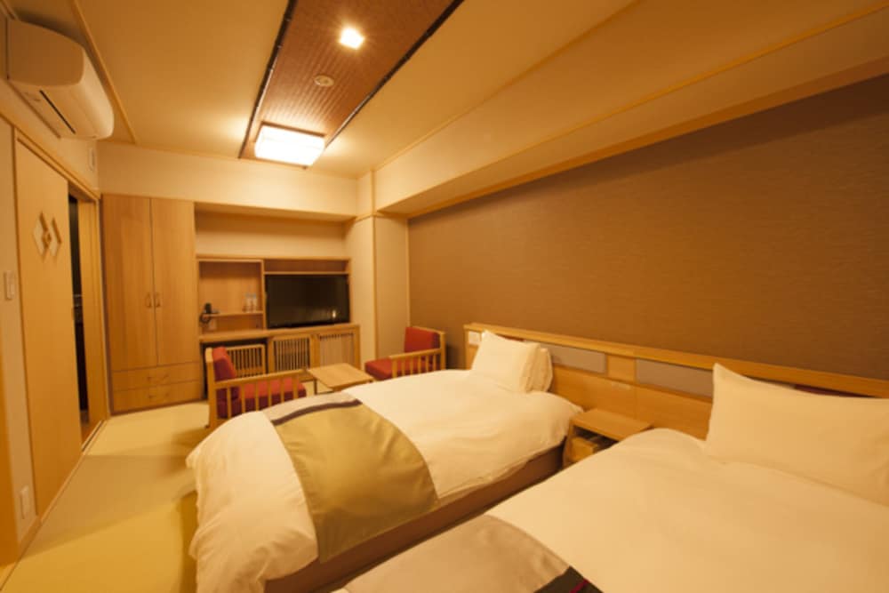 Moderate Twin Room, Non Smoking photo 2