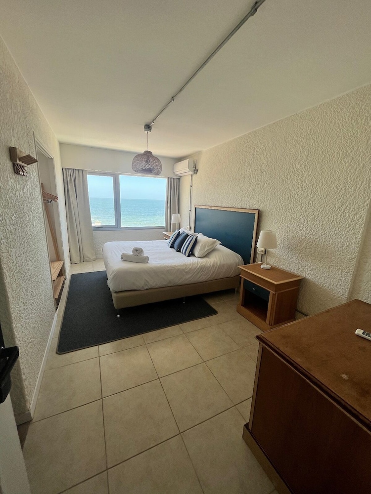 Standard Double or Twin Room, Sea View