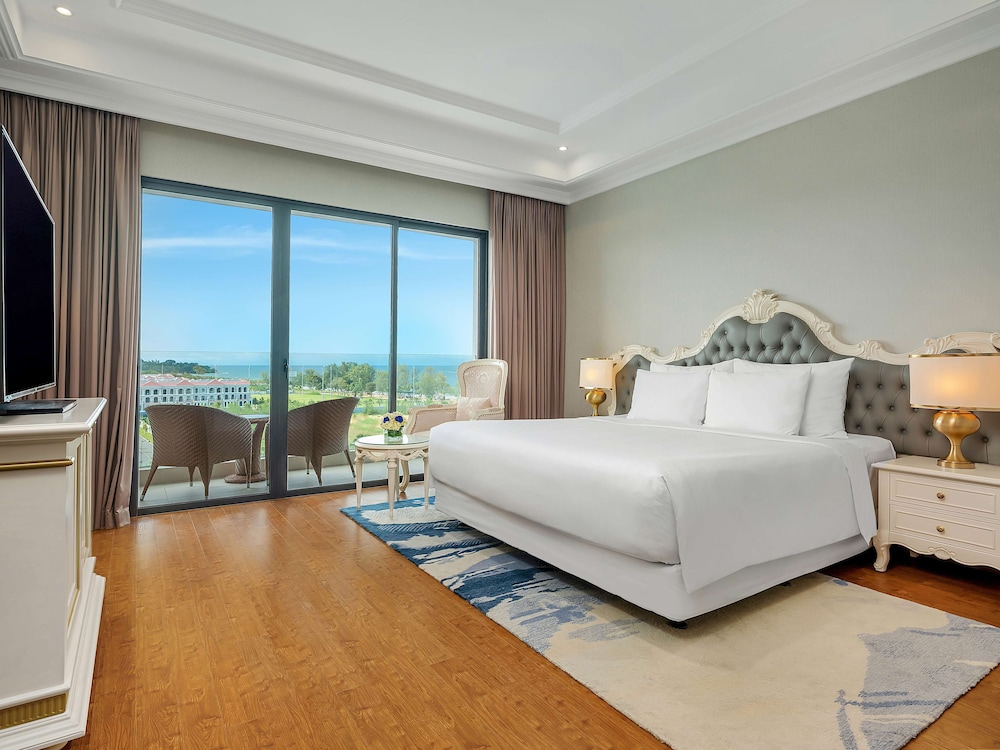 Deluxe Room, Sea View photo 3
