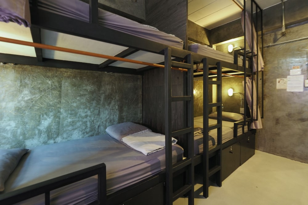 Shared Dormitory, Women Only photo 3