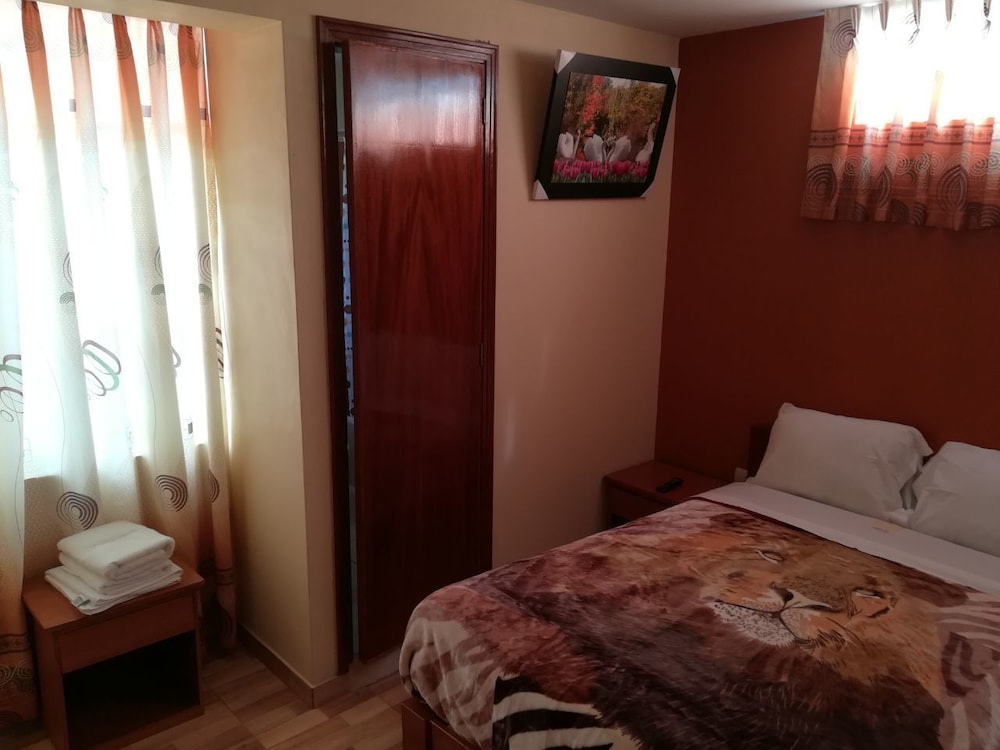 Basic Twin Room photo 3