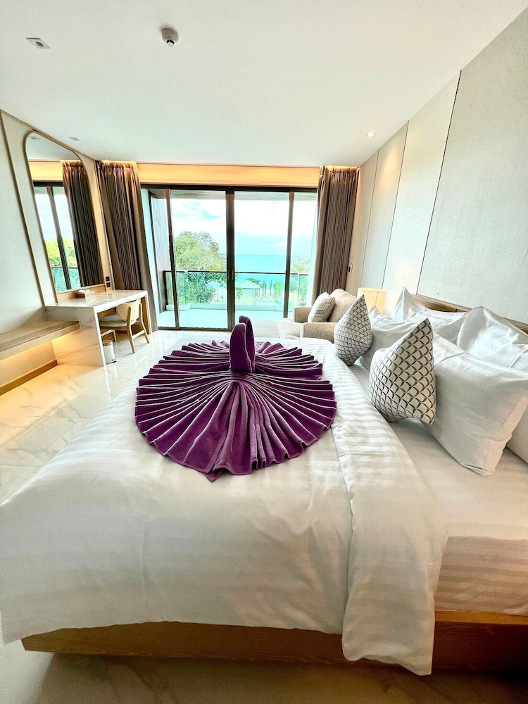 Grand Deluxe With Balcony