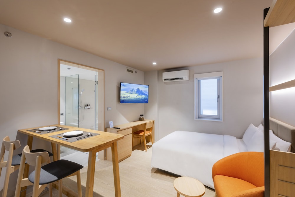 Deluxe Stay Room