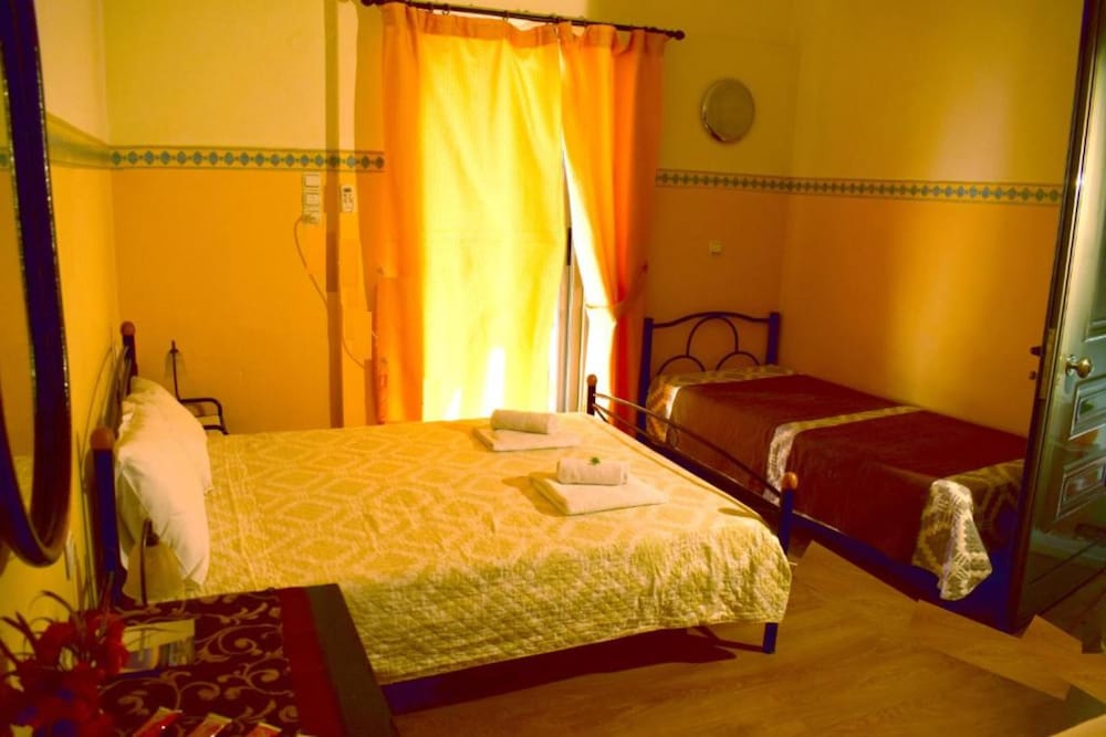 Comfort Quadruple Room (5)