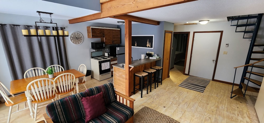 Condo, 2 Bedrooms, Jetted Tub, Slope side photo 2